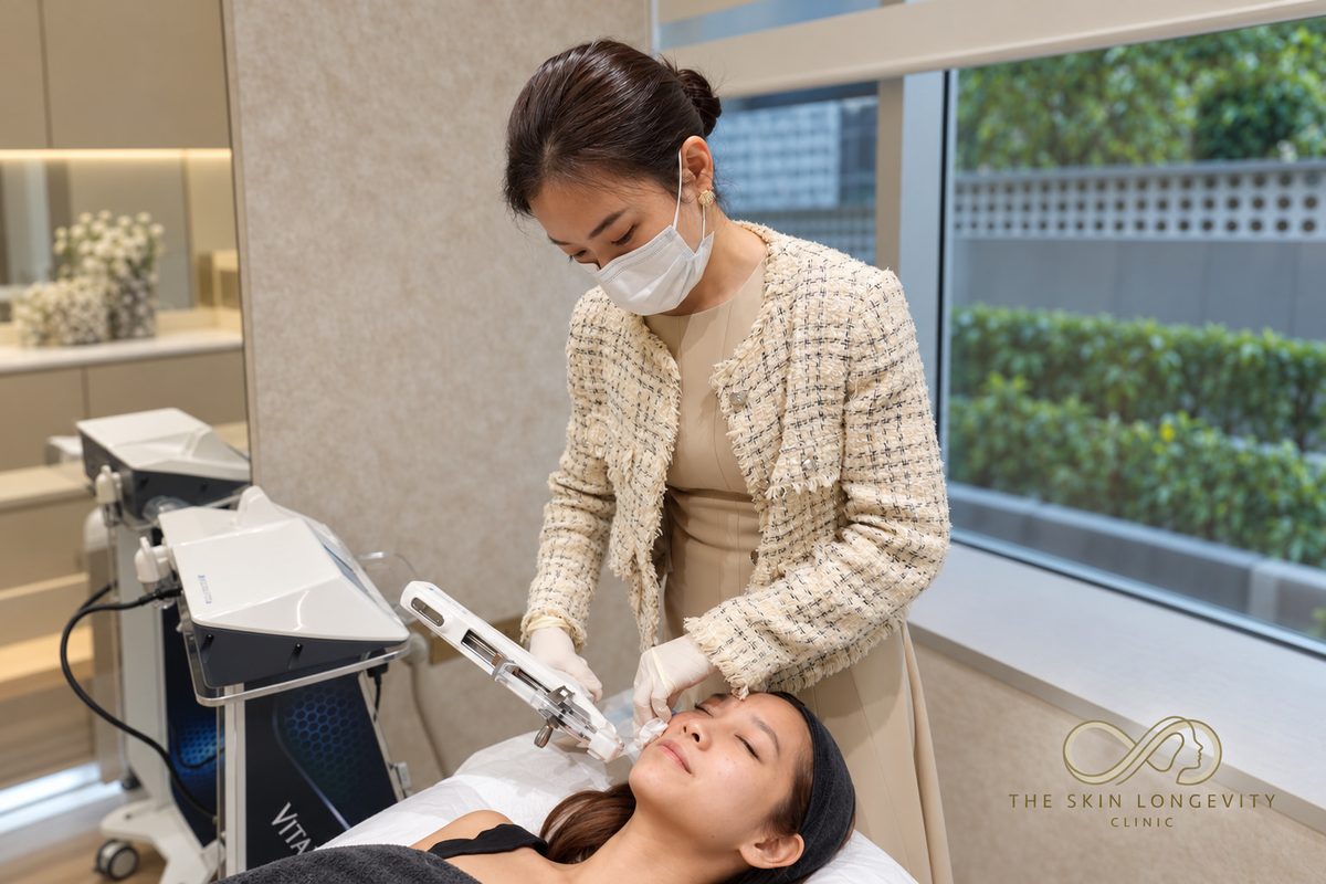 Hyaluronic acid skinbooster in Singapore: microdroplet injection with an injector device by Dr Rachel Ho